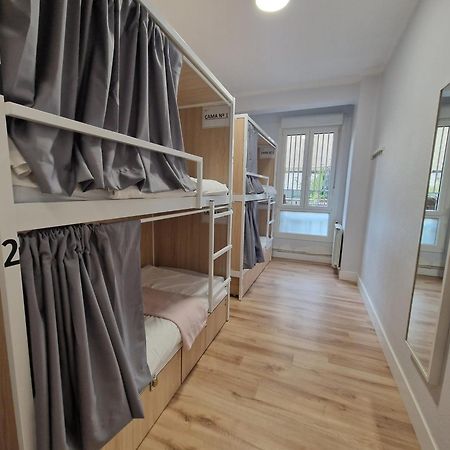 Aloha Hostel Pamplona Luaran gambar