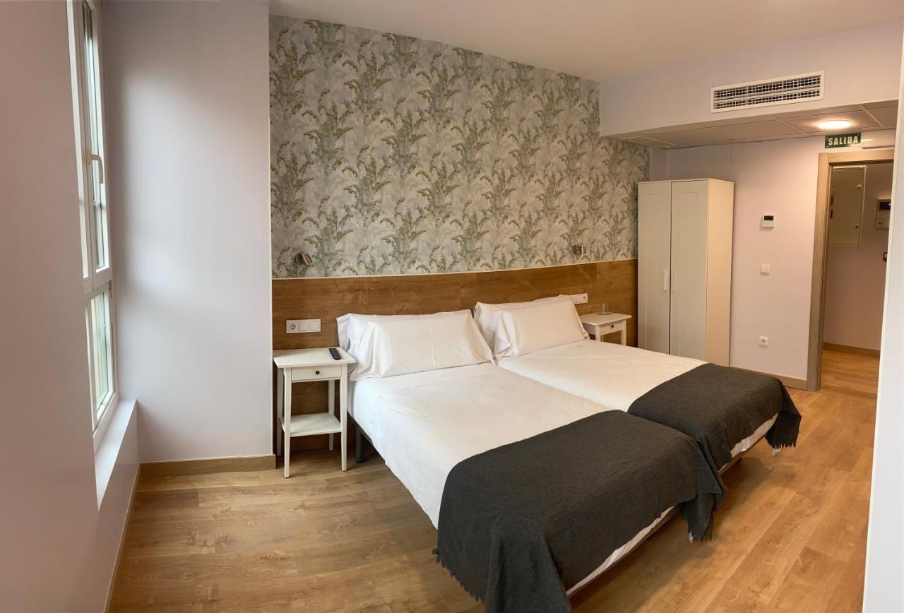 Aloha Hostel Pamplona Luaran gambar