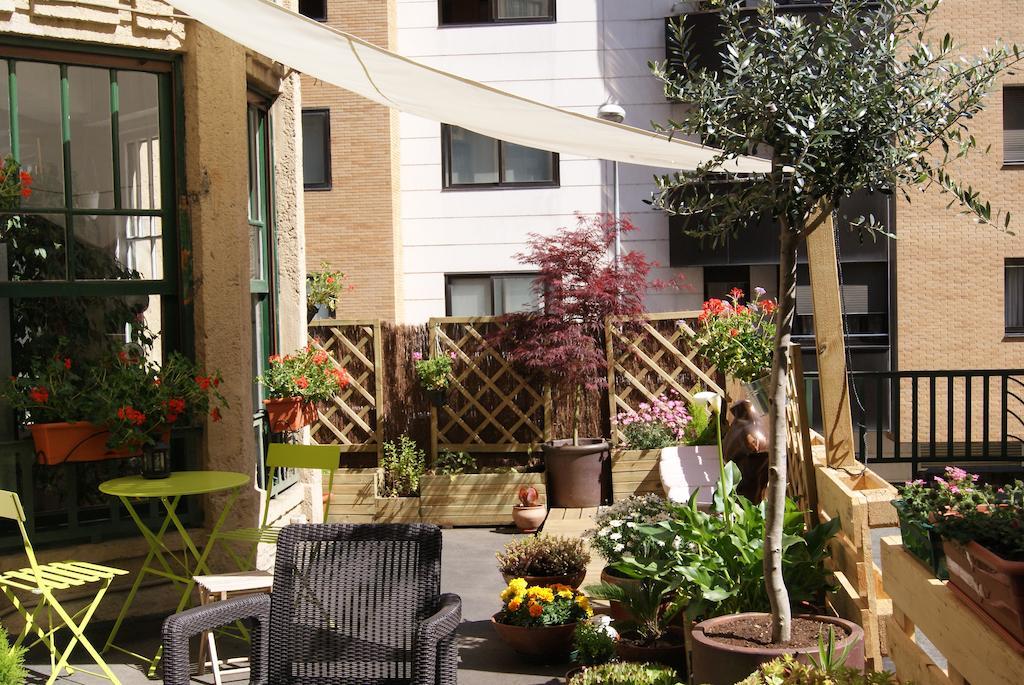 Aloha Hostel Pamplona Luaran gambar