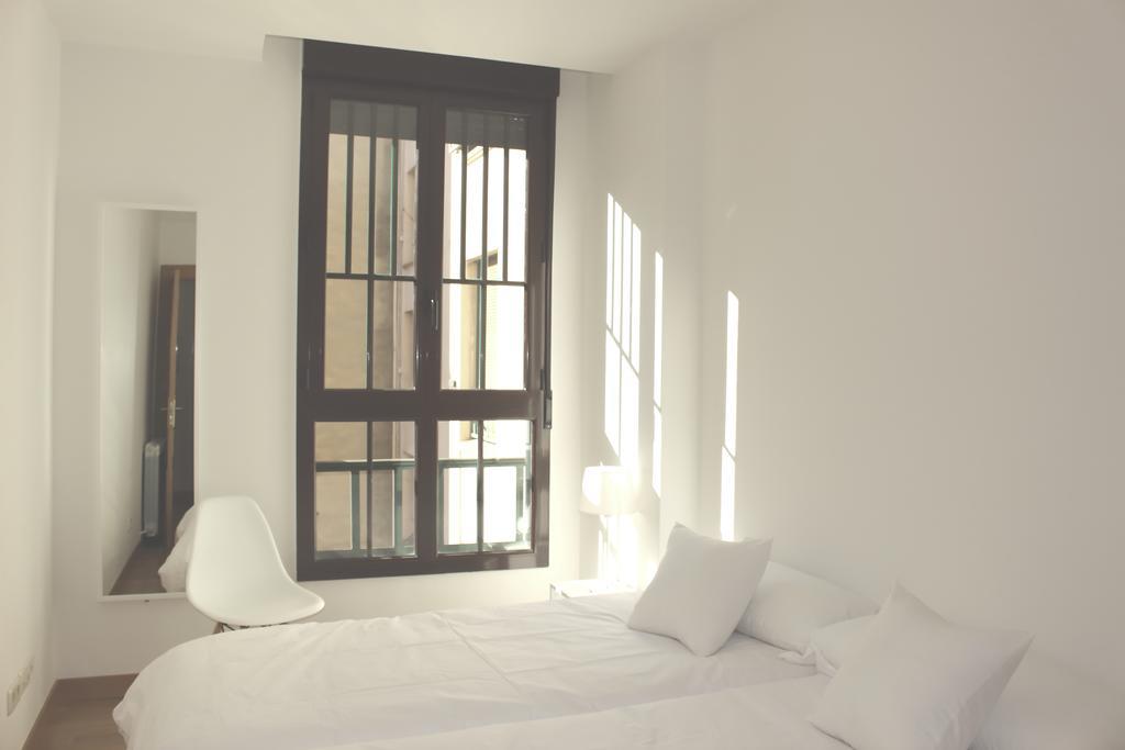 Aloha Hostel Pamplona Luaran gambar