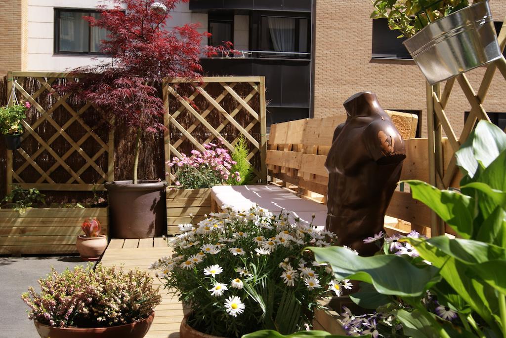 Aloha Hostel Pamplona Luaran gambar